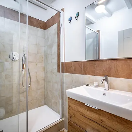 Roommo Viola 아파트