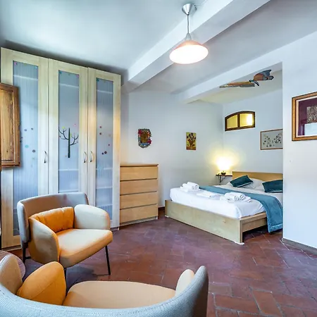 Apartment Roommo Viola *