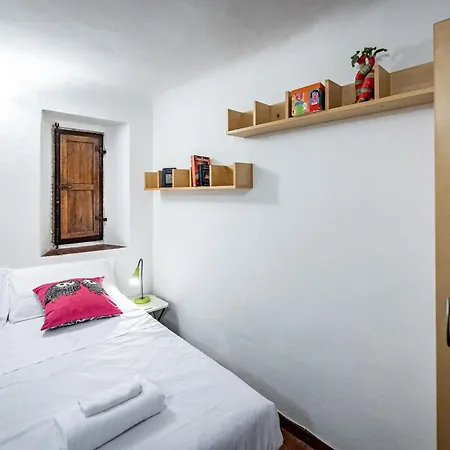 Roommo Viola Apartment Florenz